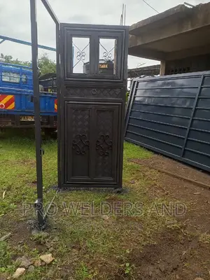 Exquisite Single Door
