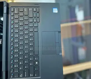 Laptop Dell Latitude 7390 16GB Intel Core I7 SSD 256GB