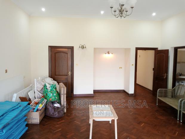5bdrm Mansion in Affluent Nyali for rent - thumbnail 10
