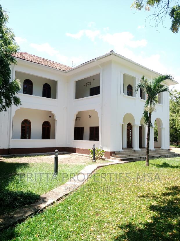 5bdrm Mansion in Affluent Nyali for rent - thumbnail 3