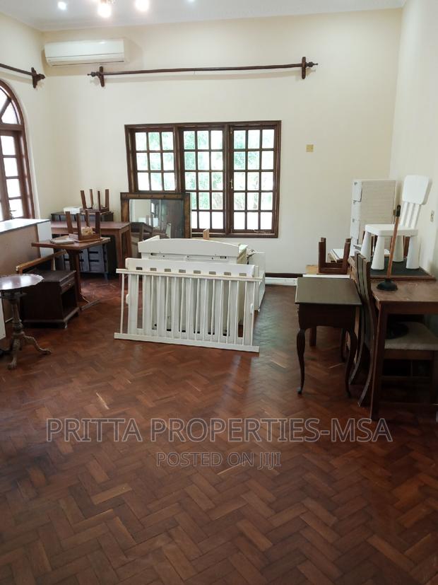 5bdrm Mansion in Affluent Nyali for rent - thumbnail 18