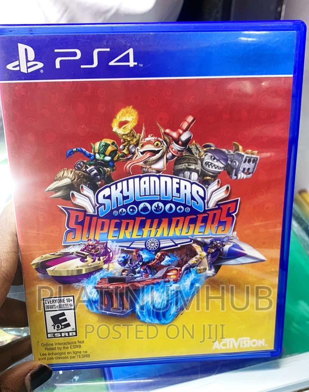 Ps 4 Skylanders Superchargers - main view