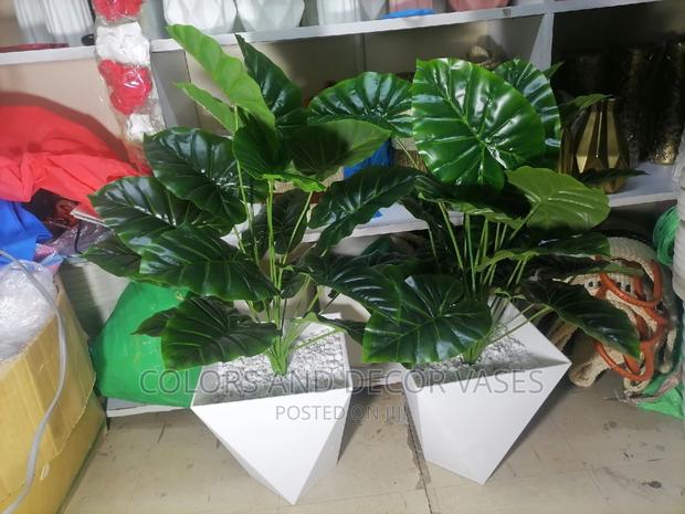 Home Decor Plant and Vase KSH 2200 - main view