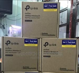 Tp-Link 300mbps Wireless N Wall-Plate Access Point^°Eap115 - main view