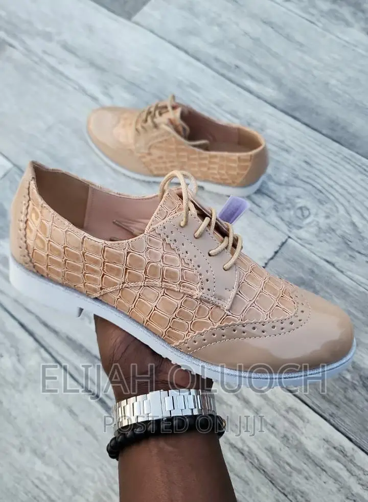 White Sole Brogue