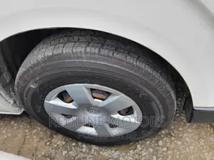 Toyota HiAce 2016 White