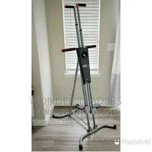 Max Climber Max  Climber