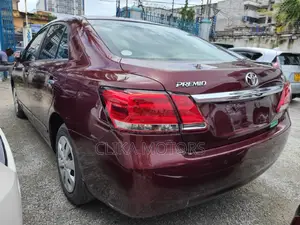 Toyota Premio 2016 Red
