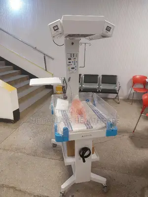 Infant Radiant Warmer.