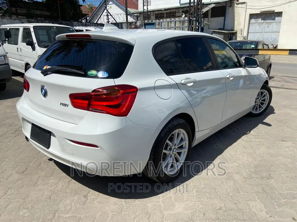 BMW 118i 2017 White