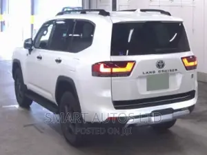 New Toyota Land Cruiser 2022 Pearl
