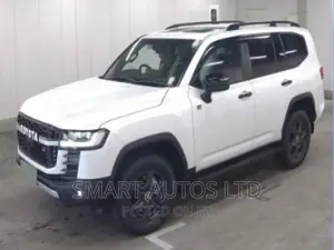 New Toyota Land Cruiser 2022 Pearl