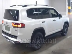 New Toyota Land Cruiser 2022 Pearl