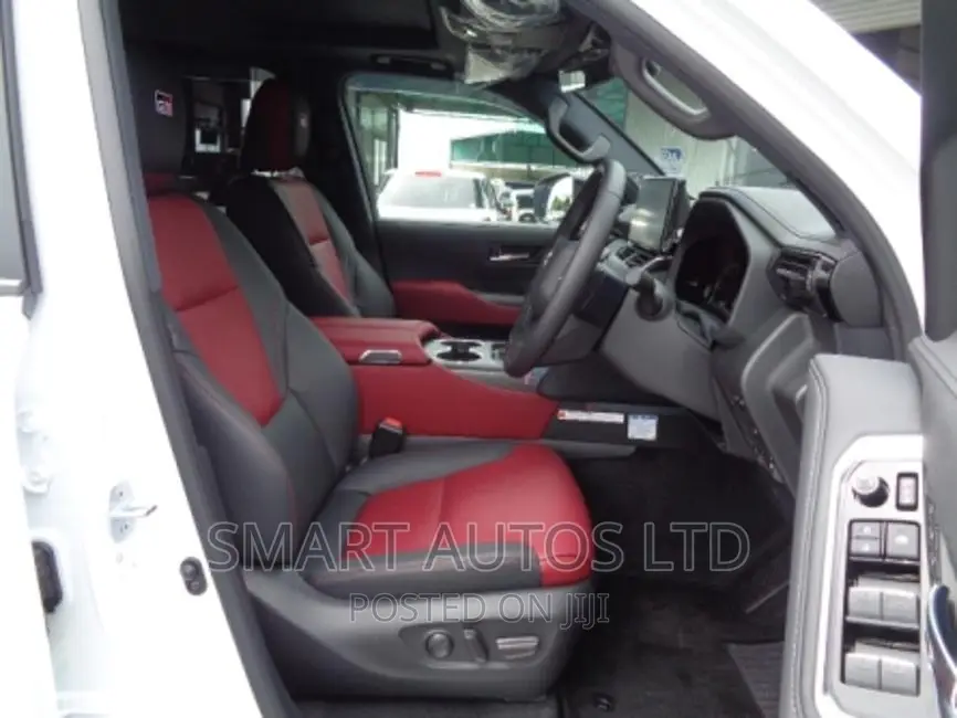 New Toyota Land Cruiser 2022 Pearl