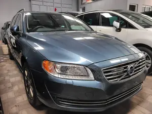 Volvo V70 2016 Blue