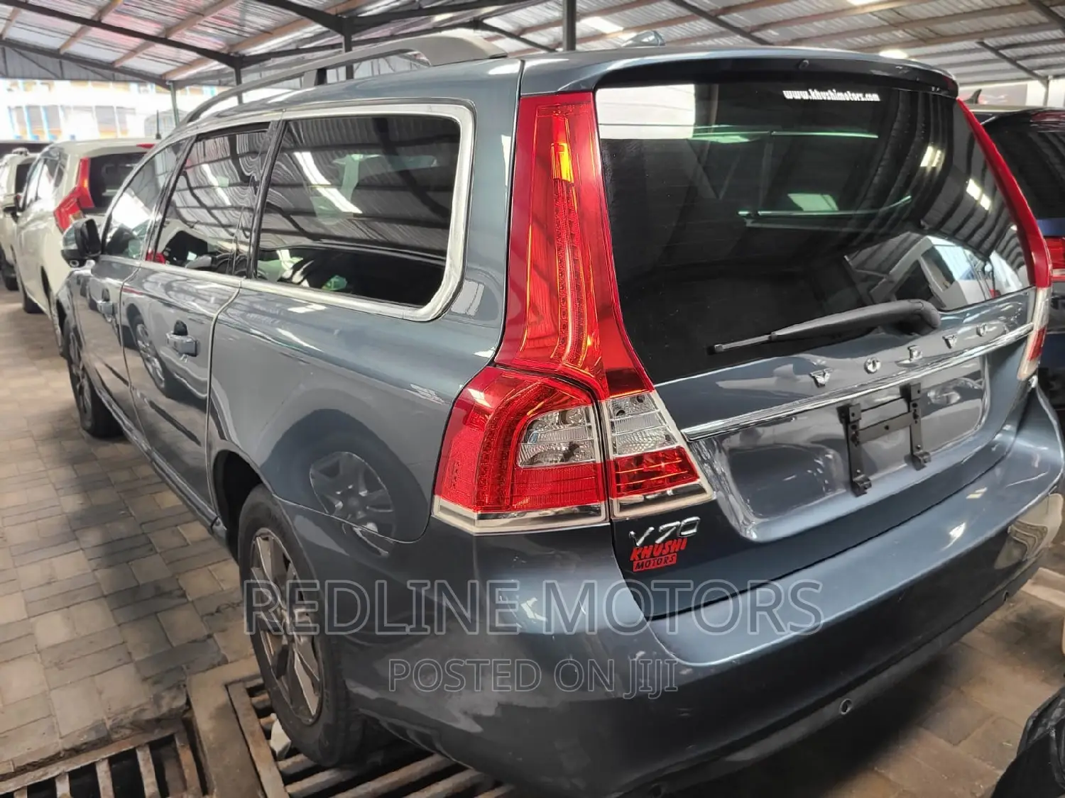 Volvo V70 2016 Blue