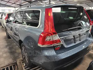 Volvo V70 2016 Blue