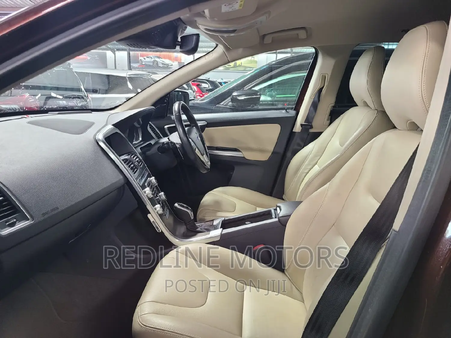 Volvo XC60 2016 Gold
