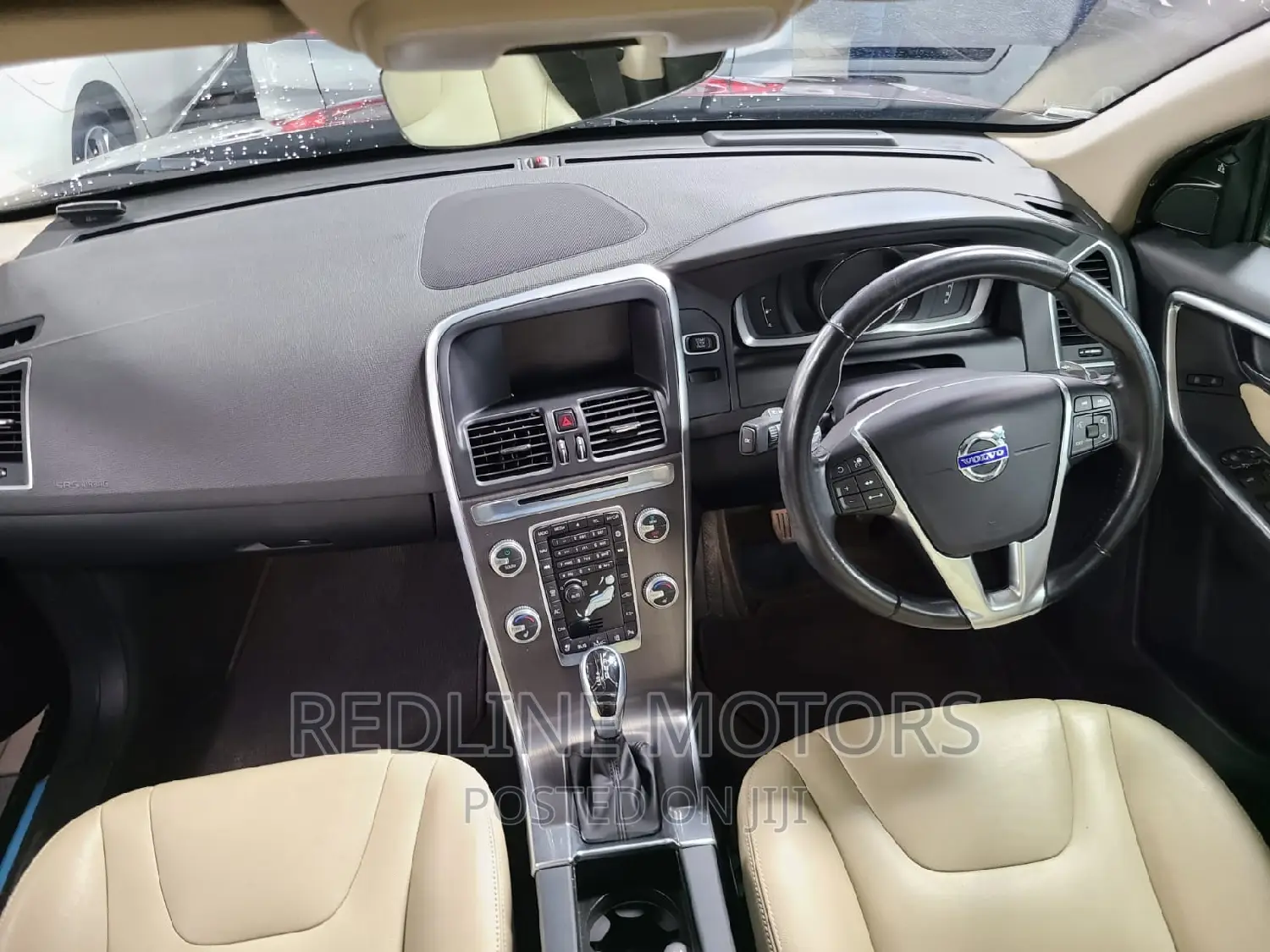 Volvo XC60 2016 Gold