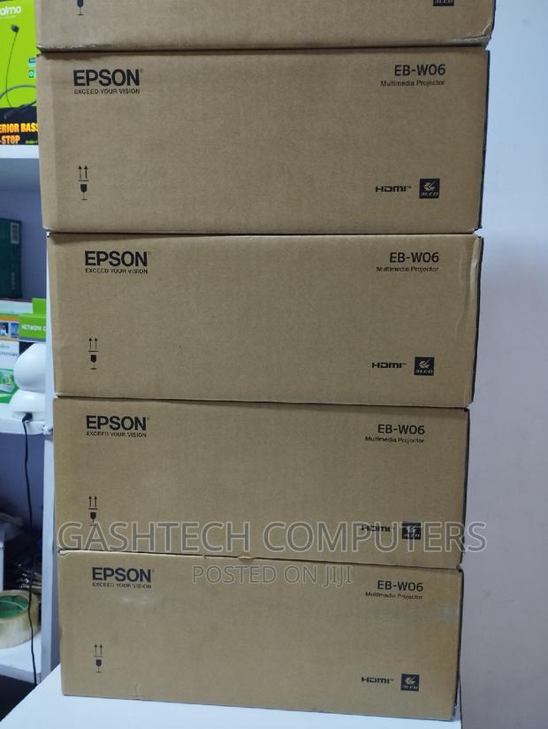 Epson EB-W06 Projector | EB-W06 (3,700 Lumens) EB-W06 - main view