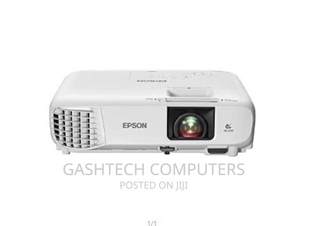 Epson Eb-2250u Projector//Epson Eb-2250u Projector - main view