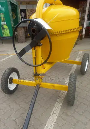 Concrete--Mixer Machine Available