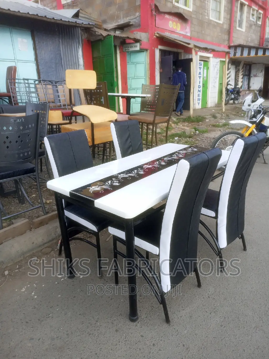Dinning Table