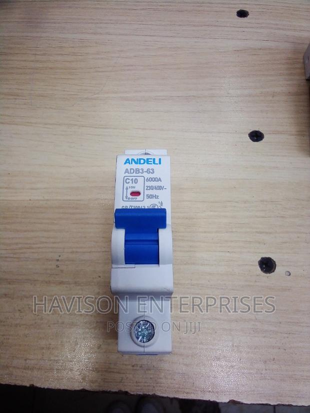 Single Pole Circuit Breaker(10A)