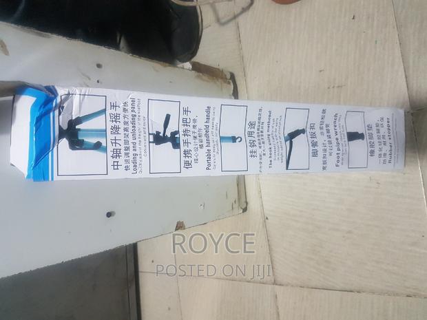 3366 Portable Tripod Stand - thumbnail 6