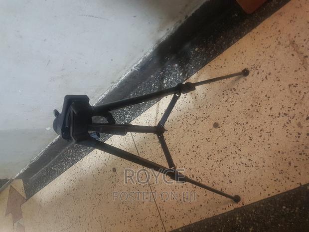 3366 Portable Tripod Stand - thumbnail 8