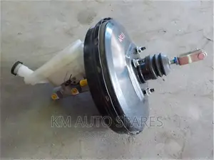Nissan Tiida Brake Booster/Master Cylinder.