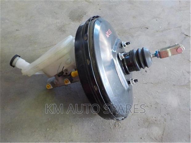 Nissan Tiida Brake Booster/Master Cylinder. - thumbnail 2