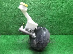 Nissan Xtrail Nt30 Brake Booster/Master Cylinder.