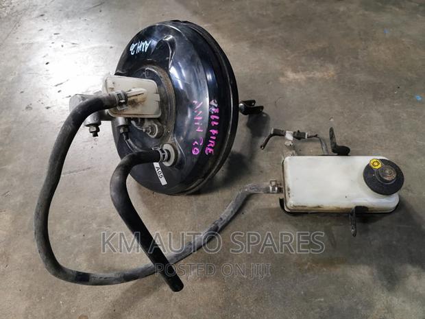 Toyota Vellfire Brake Booster/Master Cylinder.