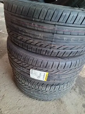 265/45r21 Dunlop