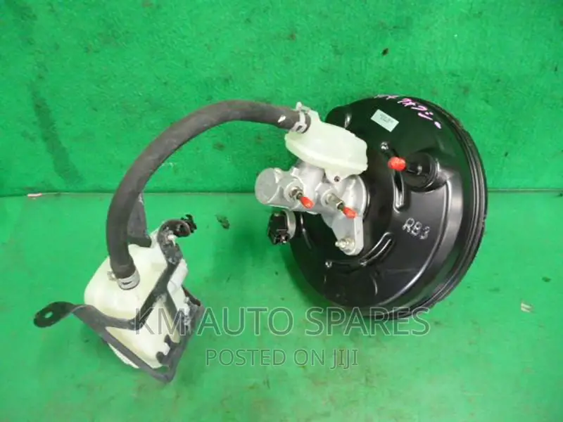 Toyota Voxy Brake Booster/Master Cylinder, New Model.