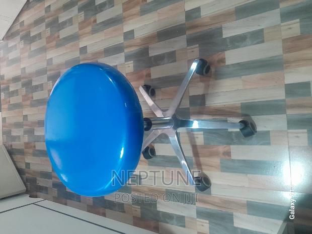 Laboratory Stool - main view