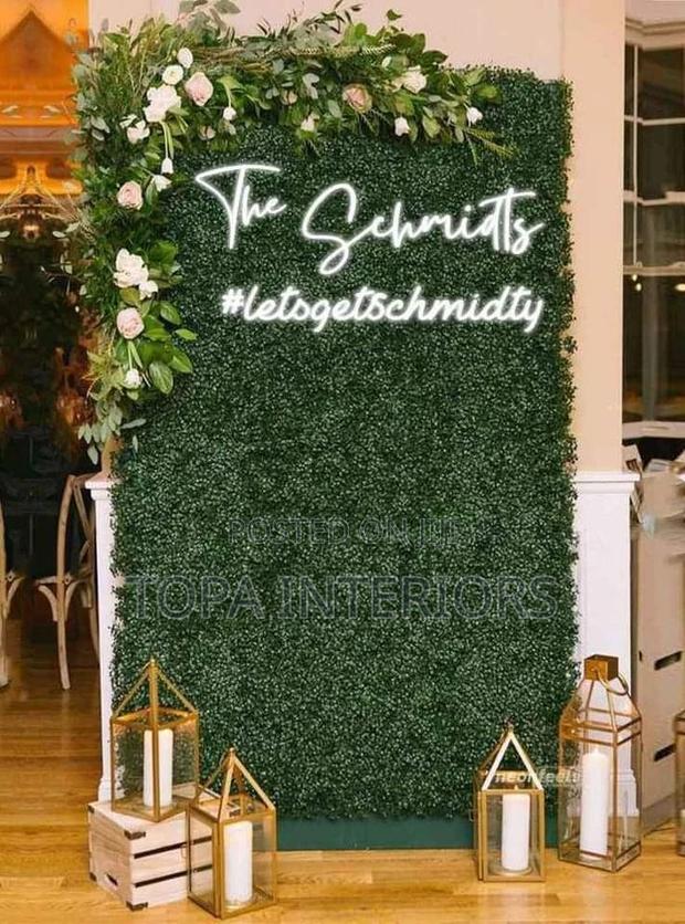 Artificial 40cm*60cm Boxwood Hedge Panels for Wall and Ceiling Decor - main view