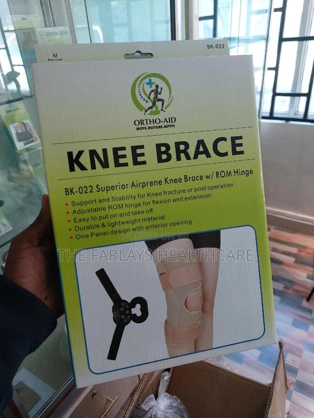 Hinged Knee Brace, Neoprene.
