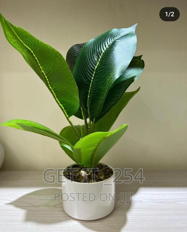 Artificial Potted Plant - thumbnail 3