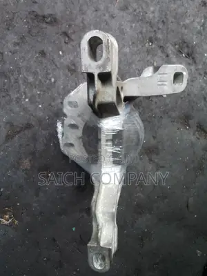 Mazda Demio Diesel Engine Mounting