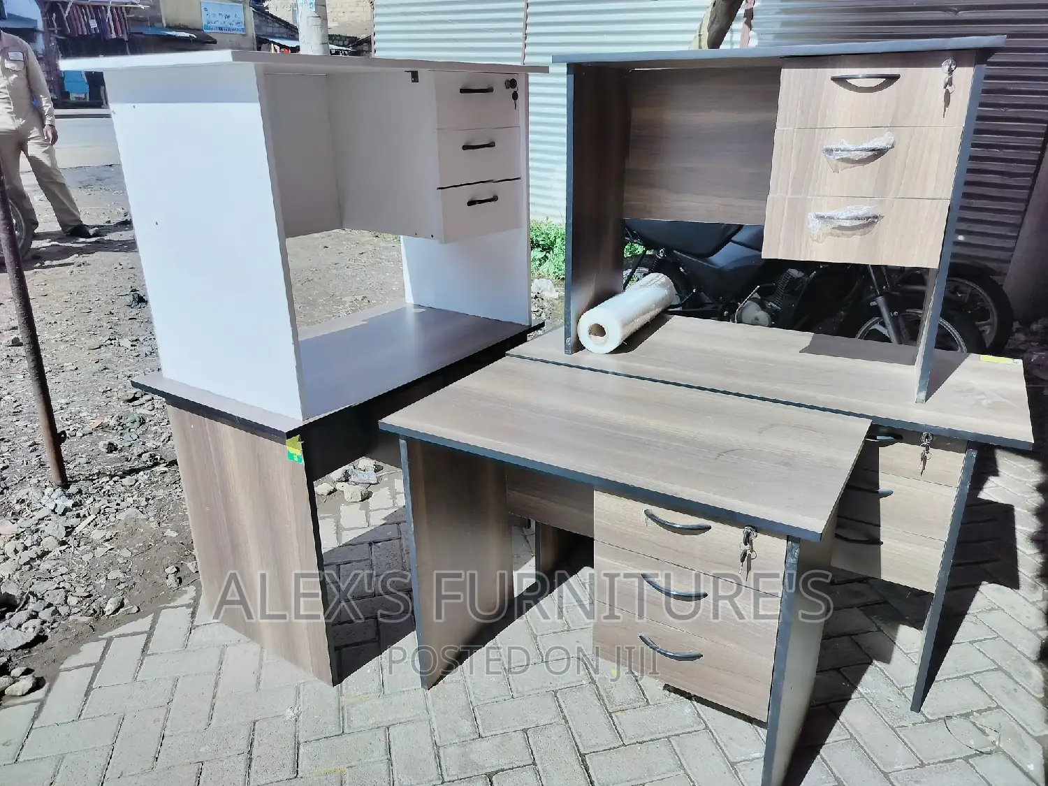 Strong Office Desk and Durable Office Desk Office Desk