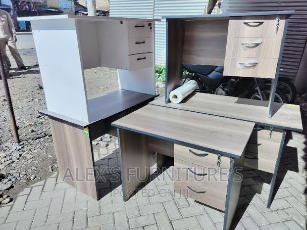 Strong Office Desk and Durable Office Desk Office Desk