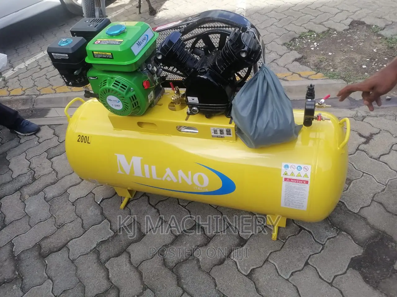 Milano Gasoline Air Compressors -200l Capacity -8bars