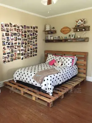5 by 6 Simple Pallet Bed