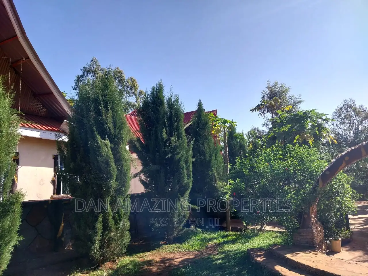 Hotel for Sale in Matuu Town on 5 Acres