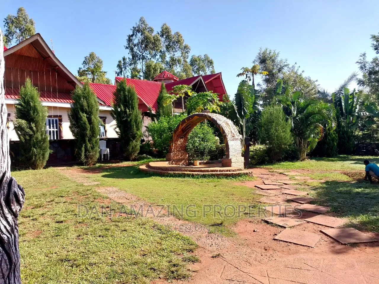 Hotel for Sale in Matuu Town on 5 Acres