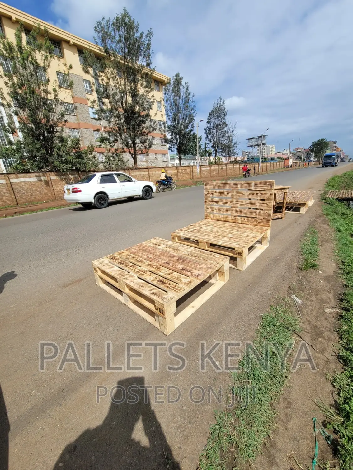Pallet Bed- 4*6 Detachable and Blazed Pallet Bed.(#MX01,2)