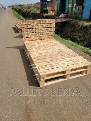 Pallet Bed- 4*6 Detachable and Blazed Pallet Bed.(#MX01,2)