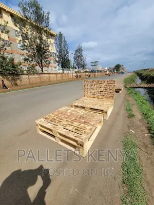 Pallet Bed- 4*6 Detachable and Blazed Pallet Bed. (#Vx03,3)